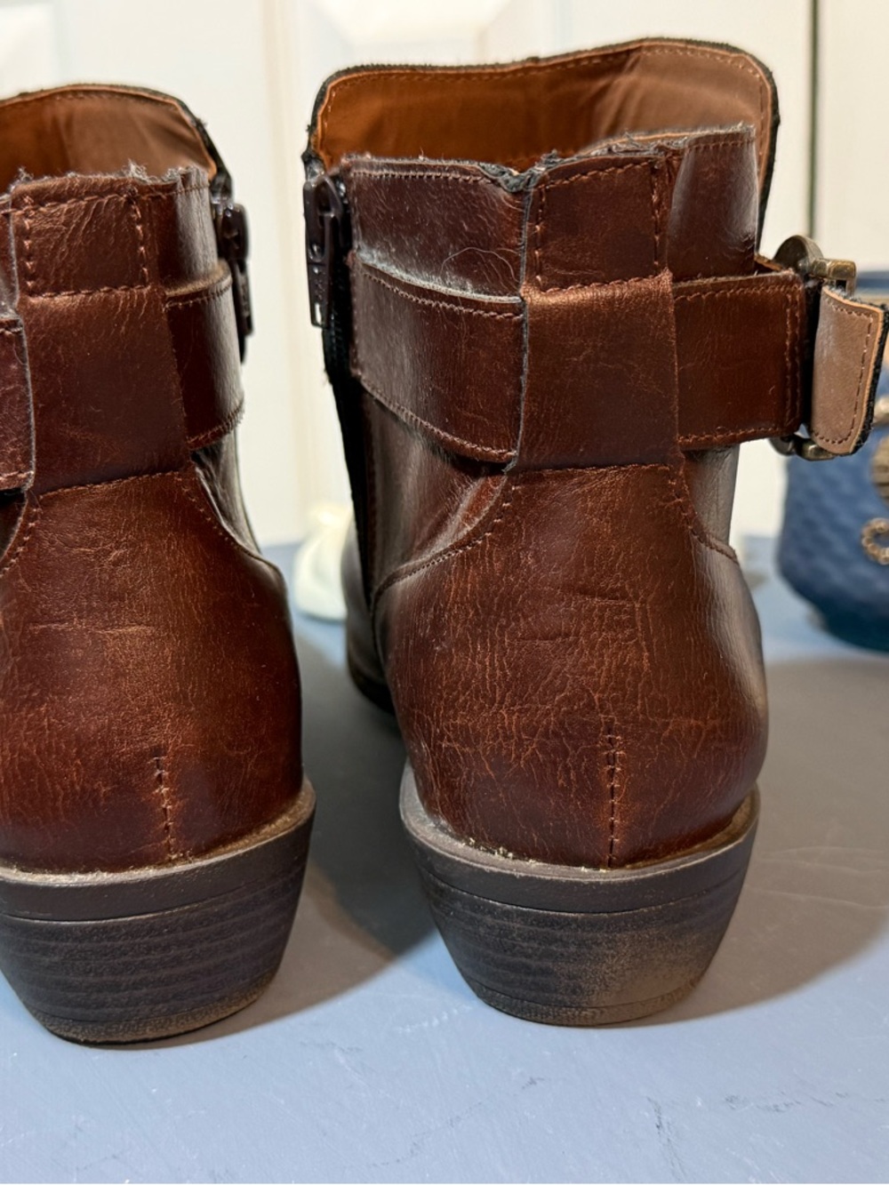 boc Women's Brown Leather Buckle Ankle Booties - Picture 3 of 6